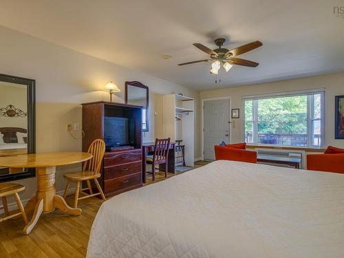 111 Montague Row, Digby, NS - Indoor Photo Showing Bedroom