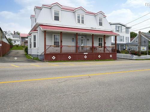 111 Montague Row, Digby, NS - Outdoor With Facade