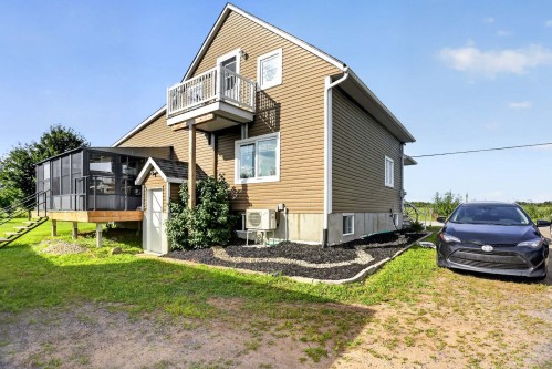 Back of Structure - 221 1Er Rang S., Charette, QC - Outdoor