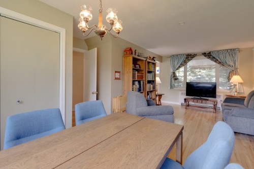 Salle à manger - 11 Av. Laurelwood, Pointe-Claire, QC - Indoor