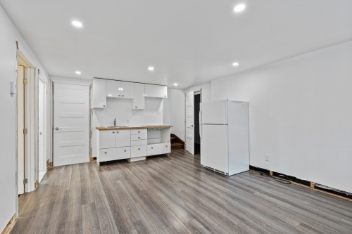 Salle de jeux - 4461 Rue Cécile, Montréal (Pierrefonds-Roxboro), QC - Indoor