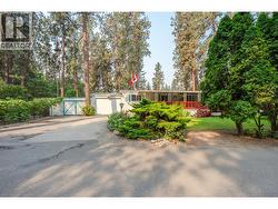 8487 97 Highway  Oliver, BC V0H 1T2