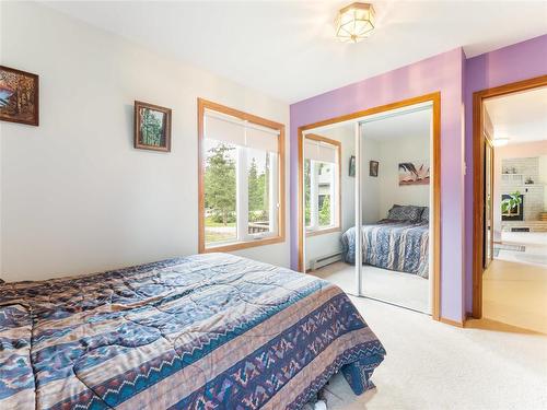 34 Thorvaldson Drive, Arnes, MB - Indoor Photo Showing Bedroom