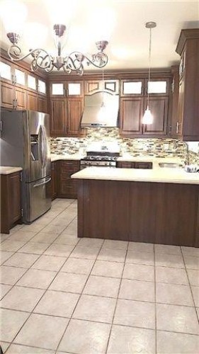 5641 Watersfield Avenue, Mississauga, ON - 