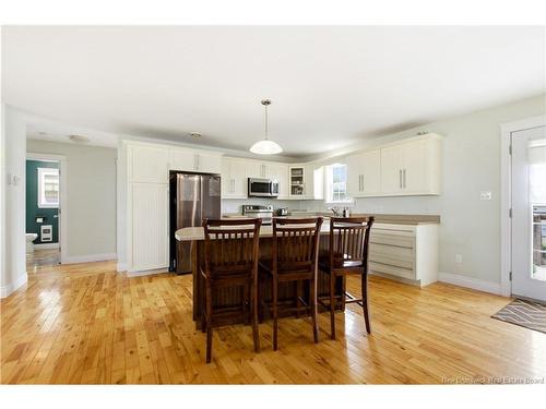 16 Knowlton Cres, Oromocto, NB 