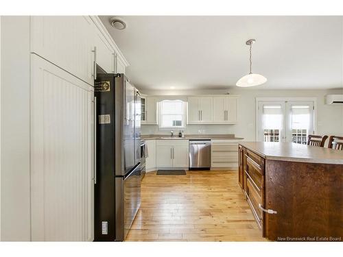 16 Knowlton Cres, Oromocto, NB 