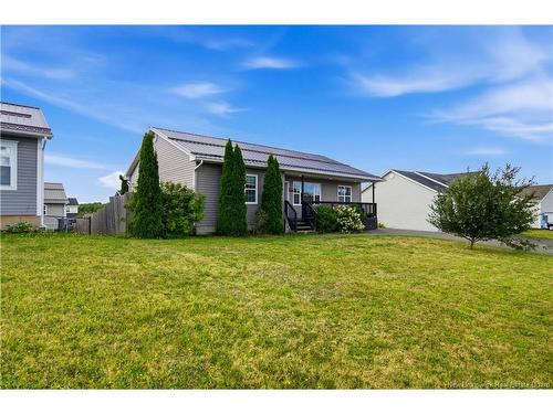 16 Knowlton Cres, Oromocto, NB 
