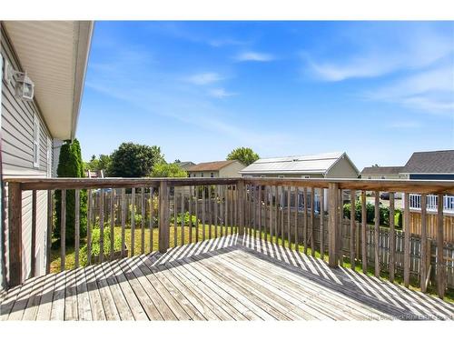 16 Knowlton Cres, Oromocto, NB 