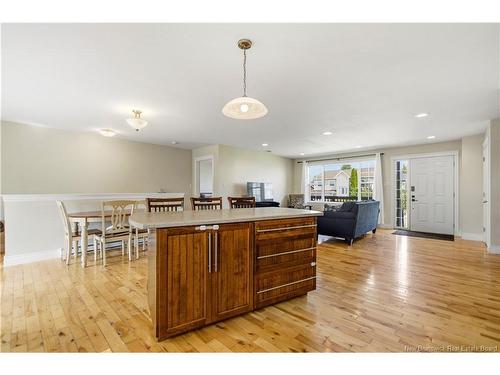 16 Knowlton Cres, Oromocto, NB 