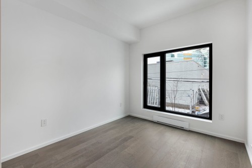 Chambre à coucher - 116-585 Av. Glengarry, Mont-Royal, QC - Indoor Photo Showing Other Room