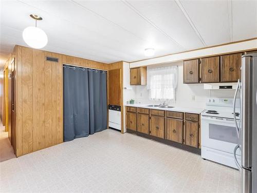 91 Sandale Dr, Winnipeg, MB 