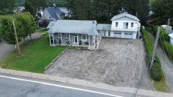 1224  - 1230 Ch. de St-Jean-des-Piles  Shawinigan, QC G0X 2V0