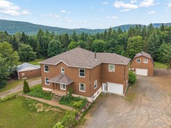 219 Ch. Redmond  Saint-Gabriel-De-Valcartier, QC G1J 3H6