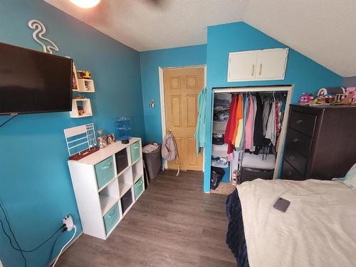 1032 Third St E, Fort Frances, ON - Indoor Photo Showing Bedroom