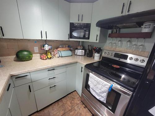 1032 Third St E, Fort Frances, ON - Indoor Photo Showing Kitchen
