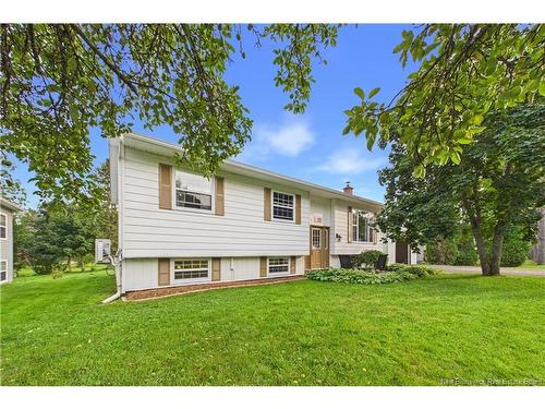 620 Pleasantview St, Lutes Mountain, NB 