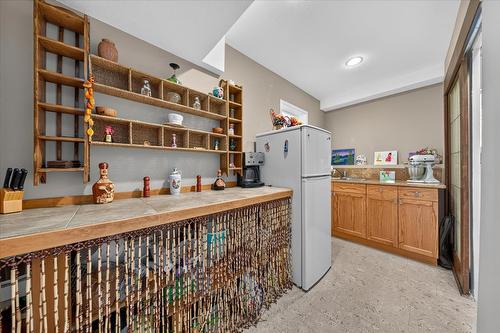 20B Wolf Crescent, Windermere, BC - Indoor