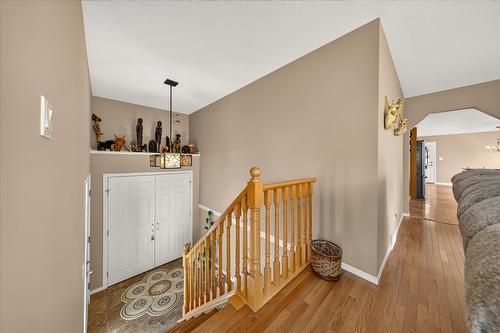 20B Wolf Crescent, Windermere, BC - Indoor Photo Showing Other Room