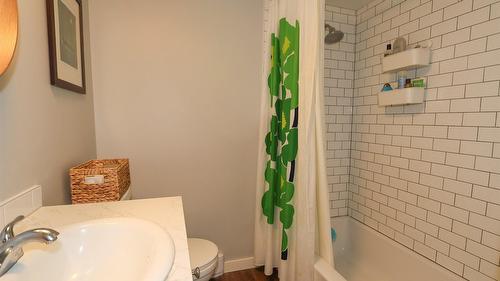 3-650 Knighton Road, Kimberley, BC - Indoor Photo Showing Bathroom