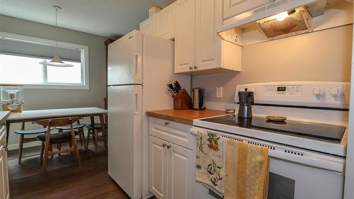 3-650 Knighton Road, Kimberley, BC - Indoor Photo Showing Kitchen