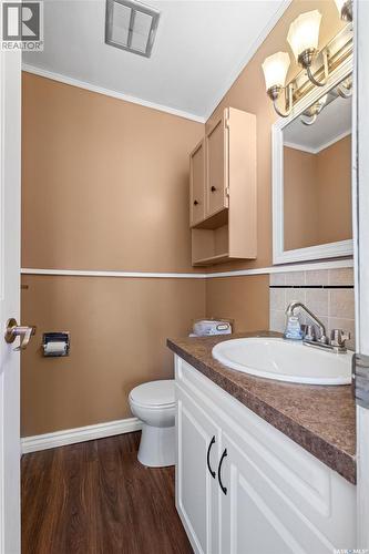 305 Hanley Crescent, Regina, SK 