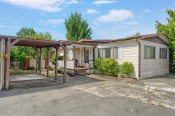 #7-158 Cooper Rd View Royal, BC V9A 7B3