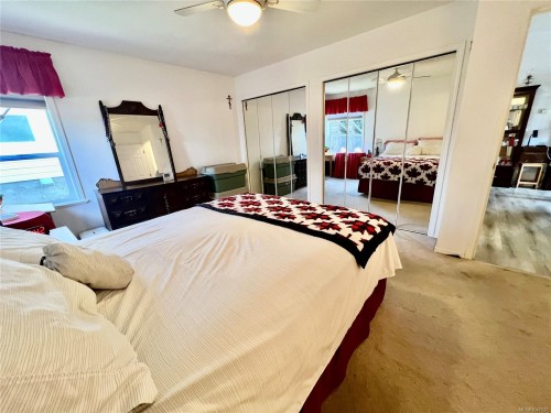 82 Wolf Lane, View Royal, BC 