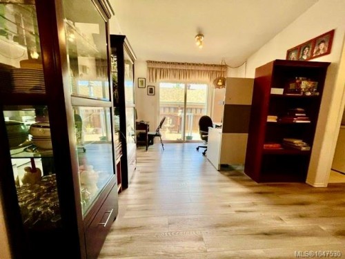 82 Wolf Lane, View Royal, BC 