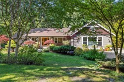 825 Fern Rd EAST Qualicum Beach, BC V9K 1M3