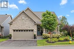 341 BOBOLINK RIDGE  Ottawa, ON K2V 0B9