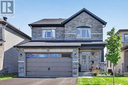 674 PARADE DRIVE  Ottawa, ON K2S 0Z3