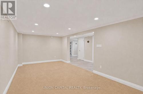 111 Libby Boulevard, Richmond Hill, ON - Indoor Photo Showing Other Room