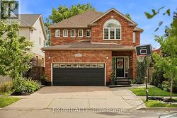 167 BROADOAKS DRIVE  Cambridge, ON N1T 0B3