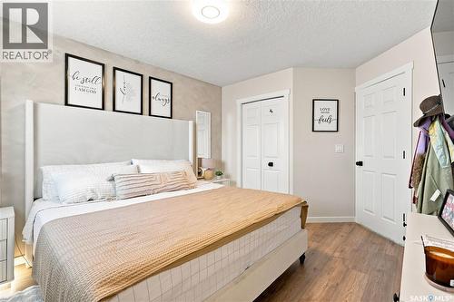 107 Hall Crescent, Saskatoon, SK - Indoor Photo Showing Bedroom