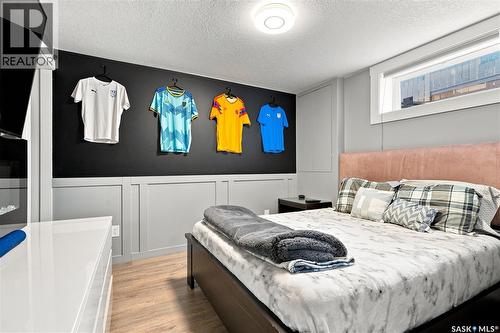 107 Hall Crescent, Saskatoon, SK - Indoor Photo Showing Bedroom