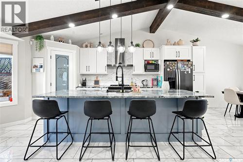 107 Hall Crescent, Saskatoon, SK - Indoor Photo Showing Kitchen With Upgraded Kitchen