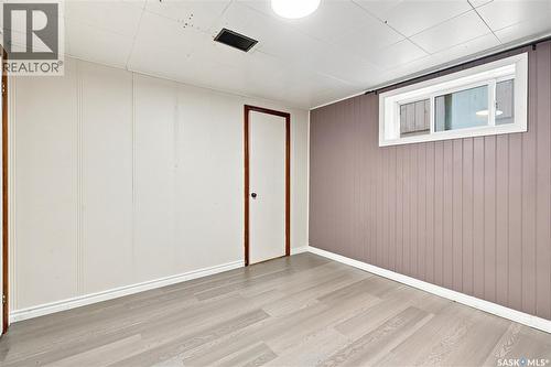 1915 Dufferin Avenue, Saskatoon, SK - Indoor Photo Showing Other Room