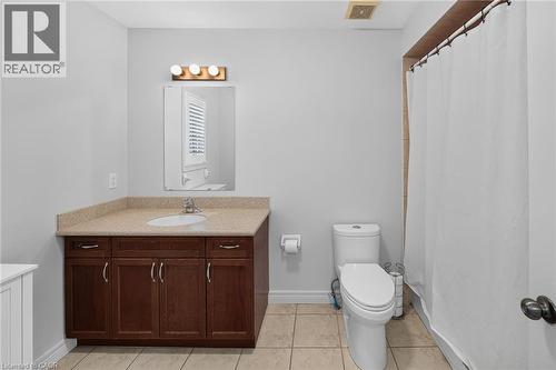 4079 Stadelbauer Drive, Beamsville, ON - Indoor Photo Showing Bathroom