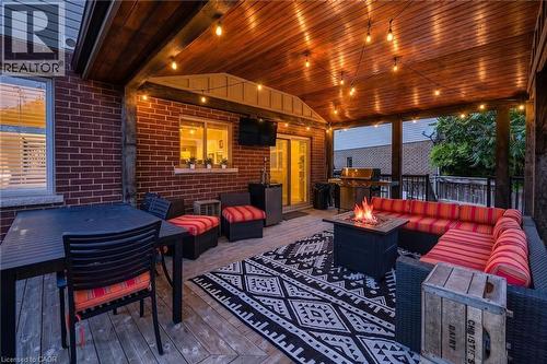 4079 Stadelbauer Drive, Beamsville, ON - Outdoor With Deck Patio Veranda With Exterior