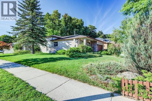 3 Cora Drive, Kitchener, ON - Outdoor