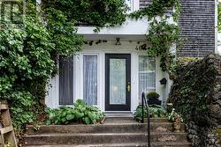 46 Old Ferry Road  Dartmouth, NS B2Y 2E7