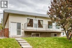 4324 Dalhousie Drive NW  Calgary, AB T3A 1B1