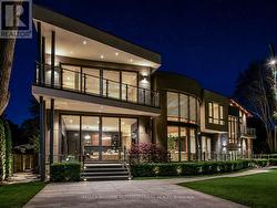 22 HAMMOK CRESCENT  Markham, ON L3T 2W9