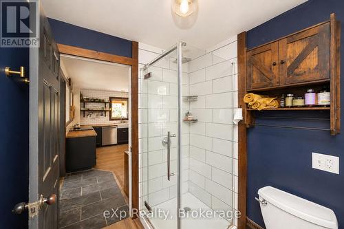 805092 Sideroad 25, Grey Highlands, ON - Indoor Photo Showing Bathroom