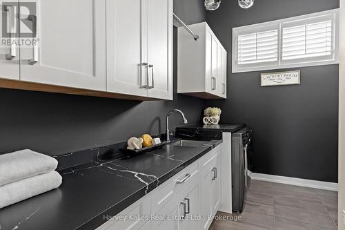 Massivge & Gorgeous Second Floor Laundry - 163 Springside Crescent, Blue Mountains, ON - Indoor Photo Showing Other Room