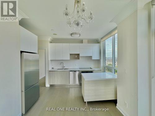 RG22 - 25 WATER WALK DRIVE , Markham, Ontario L6G 0G3 4