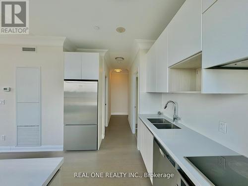RG22 - 25 WATER WALK DRIVE , Markham, Ontario L6G 0G3 5