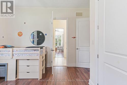 26 Spruce Street, Tiny, ON - Indoor Photo Showing Other Room