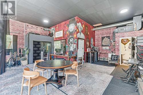 26 Spruce Street, Tiny, ON - Indoor Photo Showing Other Room