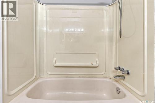 5907 Hague Crescent, Regina, SK - Indoor Photo Showing Bathroom